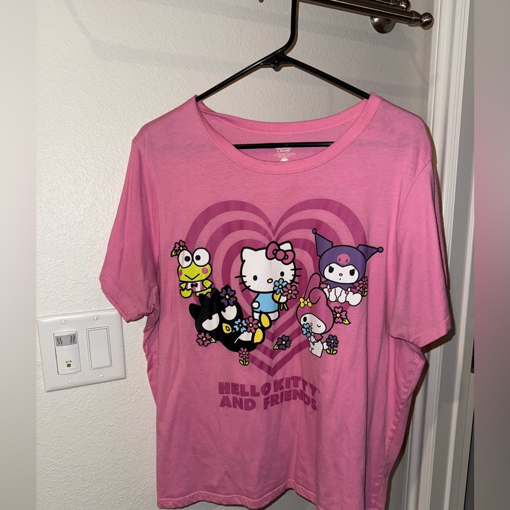 Hello Kitty and Friends graphic tee